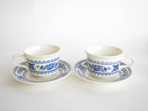 edgebrookhouse - Vintage Royal USA Ironstone Hampshire Blue and White Mum Floral Coffee or Tea Set - 18 Pieces