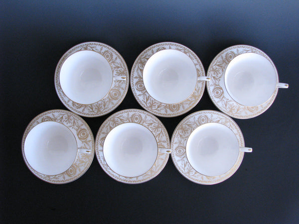 edgebrookhouse - Vintage Royal Worcester Pompadour Gold and White Cups & Saucers - 12 Pieces
