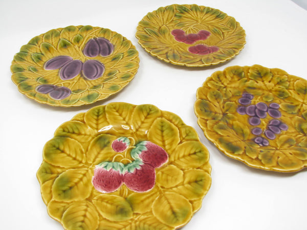edgebrookhouse - Vintage Sarreguemines Portieux Vallerysthal PV Majolica Salad Plates with Various Fruits - 4 Pieces