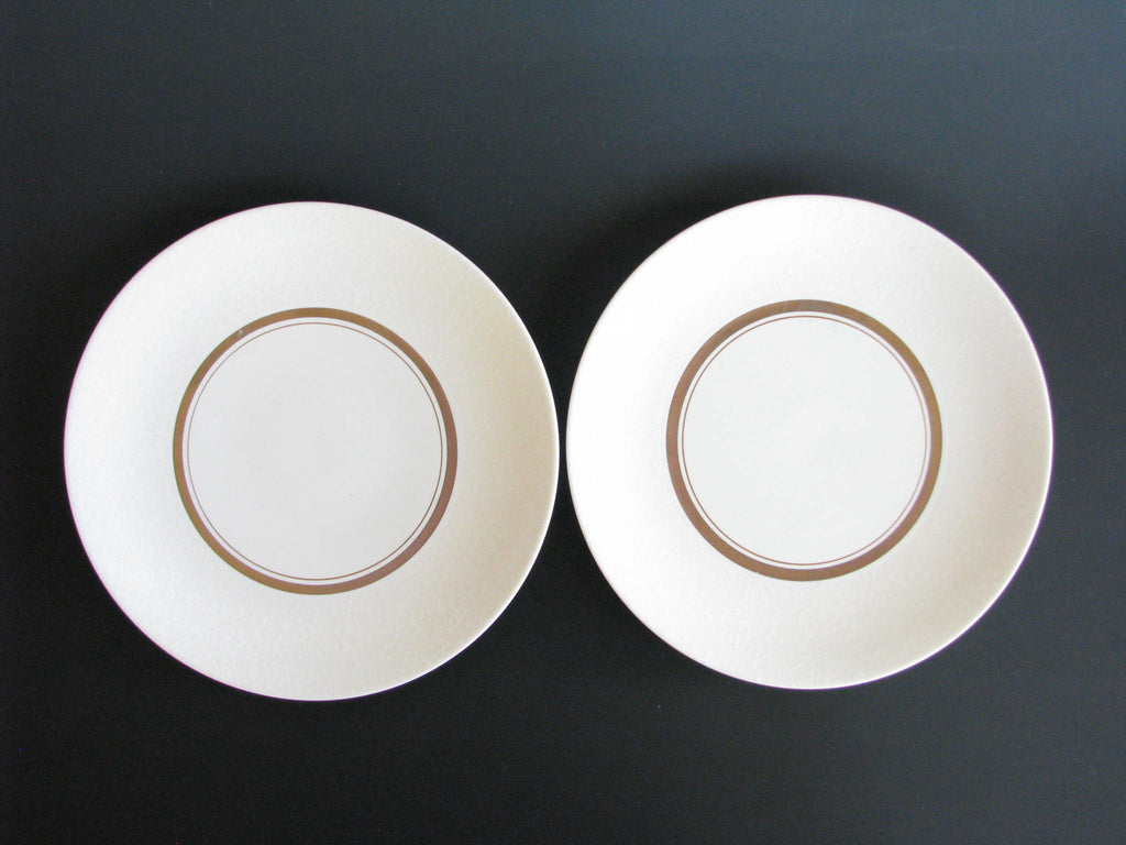 Nessa Gaulois Dinnerware designed by Sascha Brastoff. Set includes: 11  dinner plates, 10 …