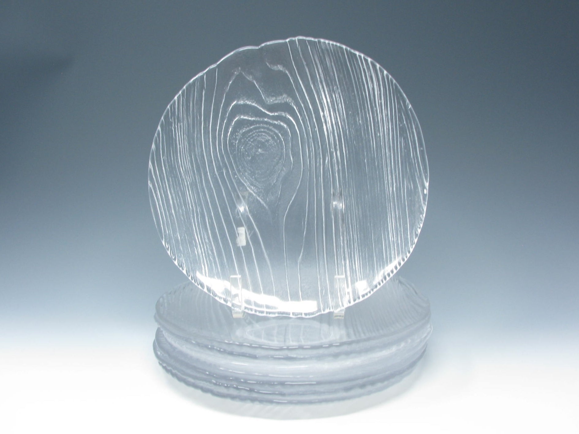 edgebrookhouse - Vintage Skruf Crystal Plates with Woodgrain Design by Bengt Edenfalk - 8 Pieces