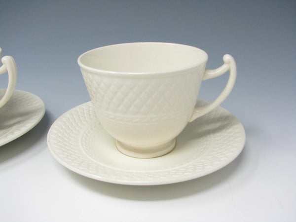 edgebrookhouse - Vintage Spode Mansard Off-White Embossed Earthenware Cups & Saucers - 4 Pieces