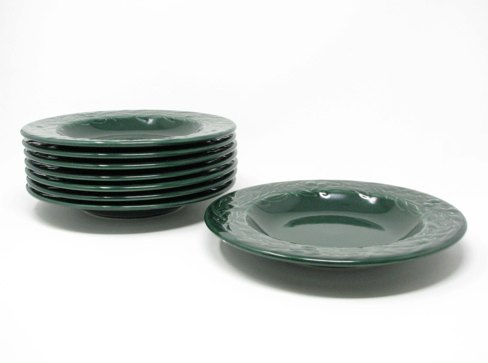 edgebrookhouse - Vintage Varages France Dark Green Bowls with Foliage and Berries - 8 Pieces