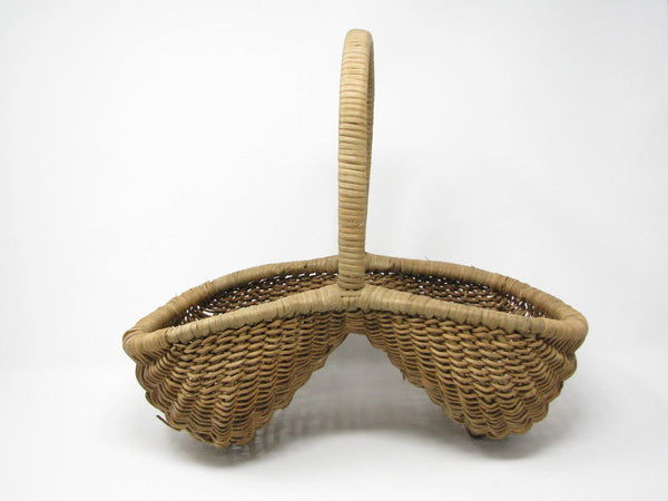 edgebrookhouse - Vintage Wicker New England Herb Egg Gathering Basket