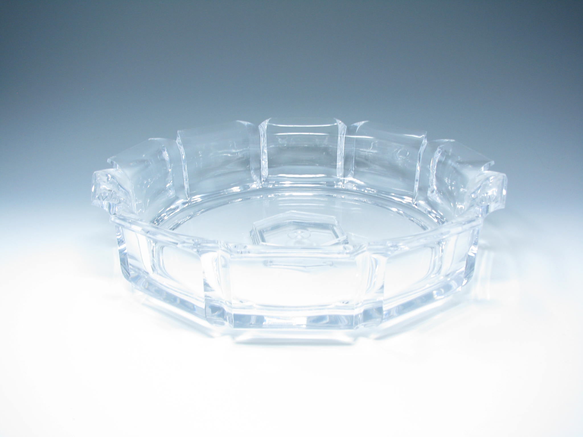 edgebrookhouse - Vintage William Bounds for Carlisle Regal Acrylic Crown Shaped Serving or Decroative Bowl