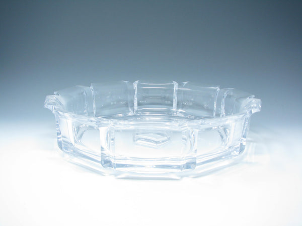 edgebrookhouse - Vintage William Bounds for Carlisle Regal Acrylic Crown Shaped Serving or Decroative Bowl