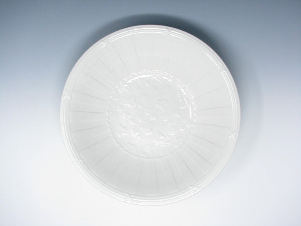 edgebrookhouse - Wedgwood Classic Garden White Statement Bowl With Embossed Leaves