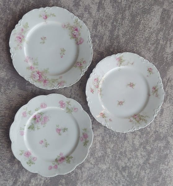 edgebrookhouse - Antique Haviland Limoges Porcelain Mix Match Salad Plates with Floral Design - Set of 8