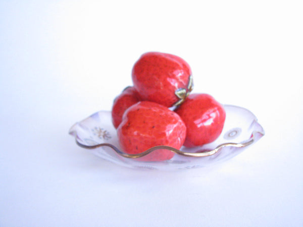 edgebrookhouse - Vintage Handmade Ceramic Strawberries - Set of 4
