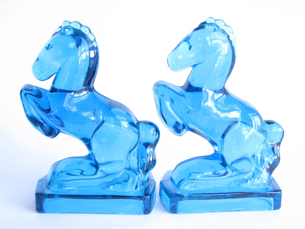 edgebrookhouse - 1940s L.E. Smith Blue Glass Horse Bookends - a Pair