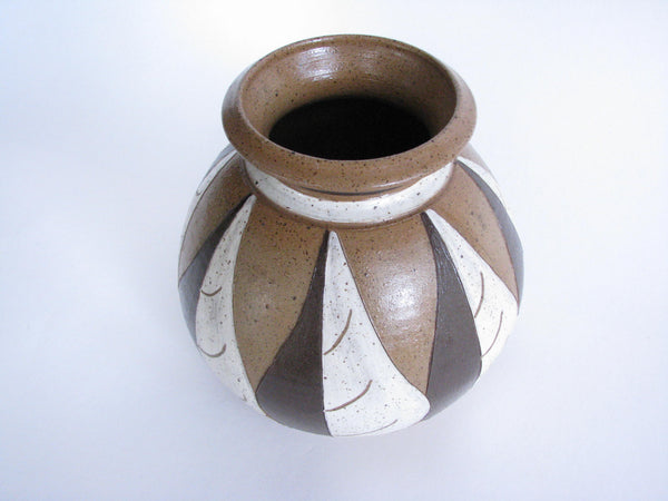 edgebrookhouse - 1980s Mid-Century Modern Pottery Vase with Brown and White Leaves by Artist Nelson