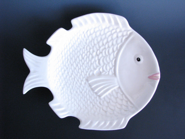 edgebrookhouse - Mid 20th Century Handcrafted Ceramic White Fish Platter