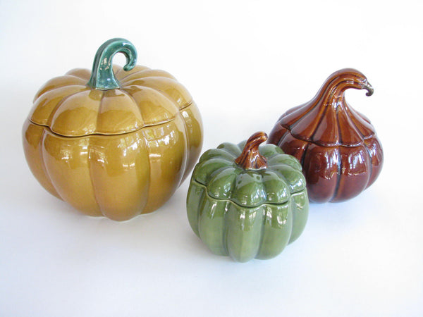 edgebrookhouse - Pumpkin Shaped Lidded Soup Bowl and Gourd, Pumpkin Shaped Covered Bowls  - Set of 3