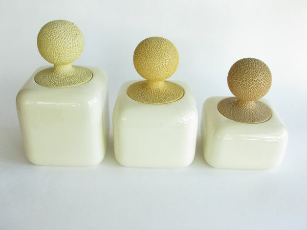edgebrookhouse - Vintage 1960s Royal Haeger Knob Top Canisters - Set of 3