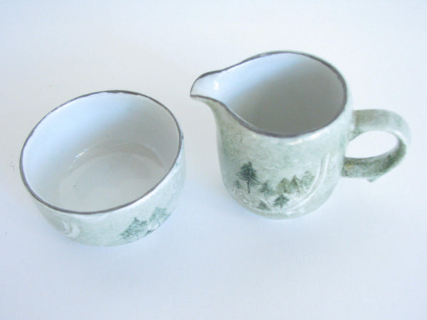 edgebrookhouse - Vintage Figgjo Norway Hand Painted Sugar Bowl and Creamer - 2 Pieces
